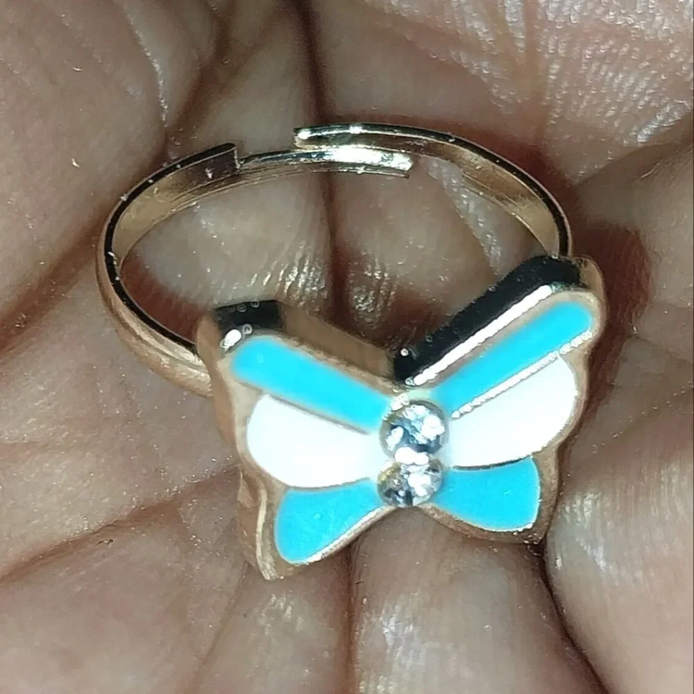 Super cute girls jeweled adjustable ring - Picture 3 of 4